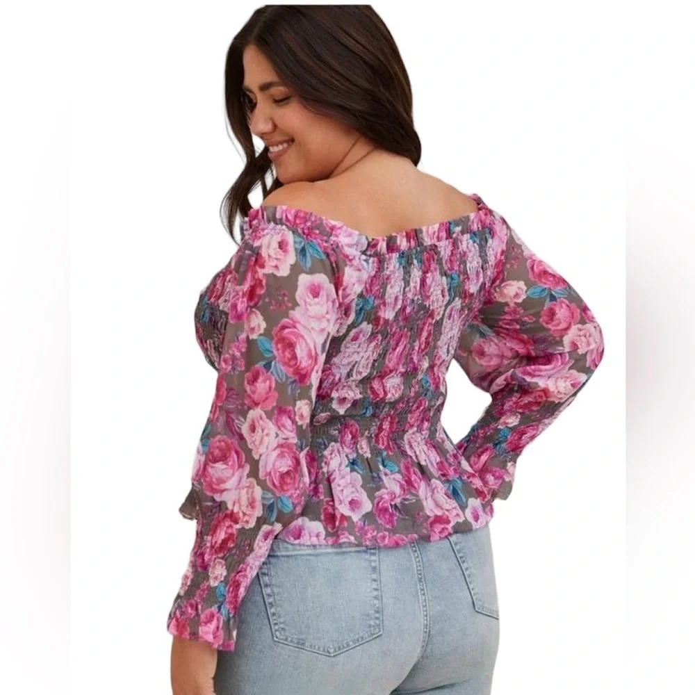 Torrid Crinkle Floral Chiffon Smocked Ruffle Off Shoulder Crop Top Blouse Size 1 - Picture 2 of 14